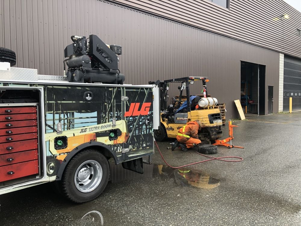 VMAC G30 Gas-Powered Air Compressor